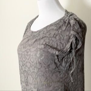 Merrill XL burnout shirt, tie to gather sleeve